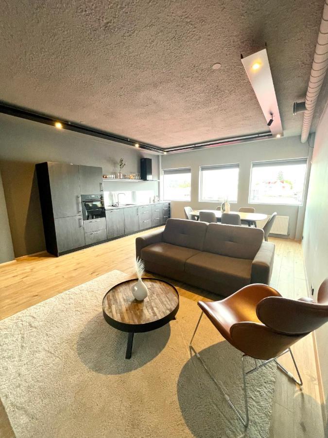 Modern Apartment With Hot Tub In Акурейрі Екстер'єр фото